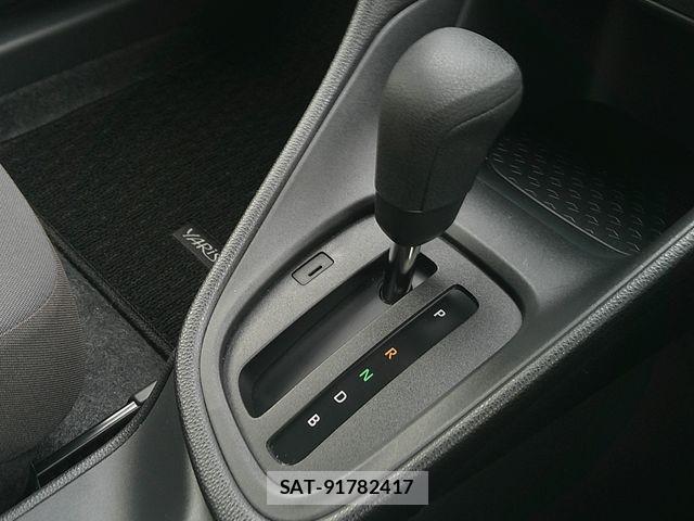 Toyota YARIS 2021-03 6528172-11