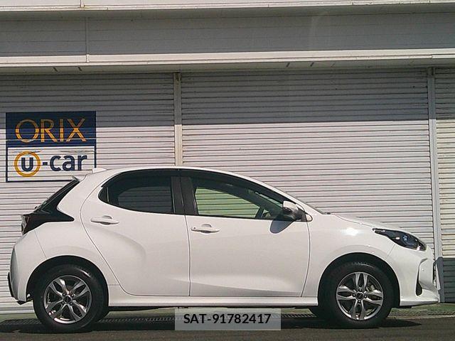 Toyota YARIS 2021-03 6528172-19