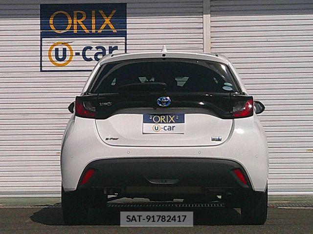 Toyota YARIS 2021-03 6528172-27
