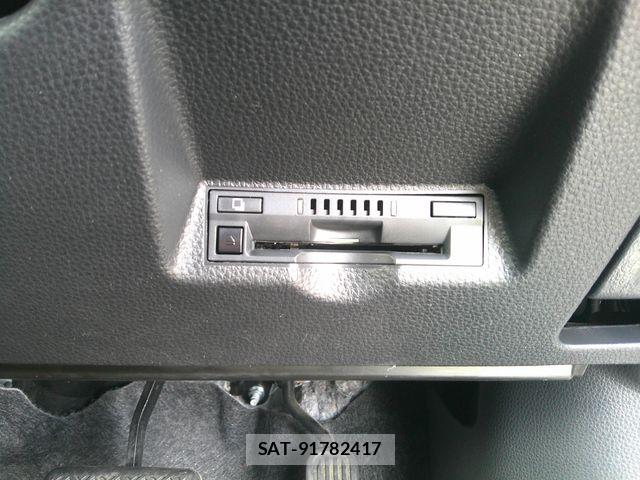 Toyota YARIS 2021-03 6528172-6