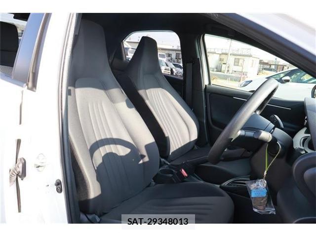 Toyota YARIS 2024-03 6615970-9