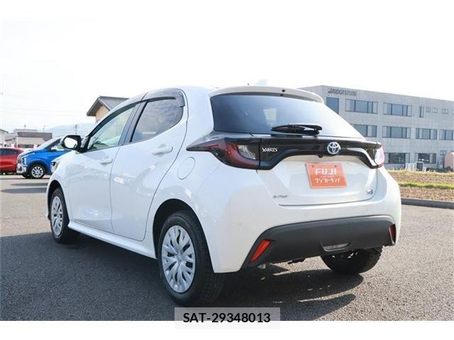 Toyota YARIS 2024-03 6615970-18