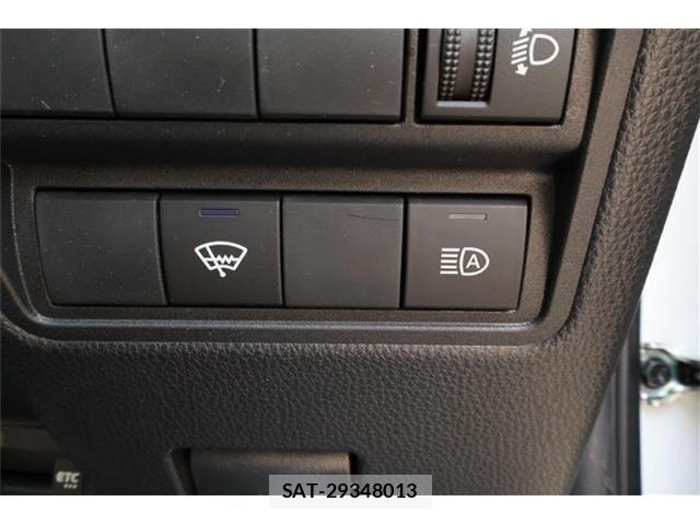 Toyota YARIS 2024-03 6615970-7
