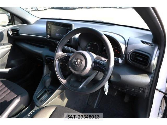 Toyota YARIS 2024-03 6615970-8