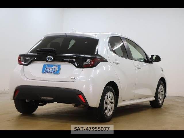 Toyota YARIS 2023-03 6615977-18