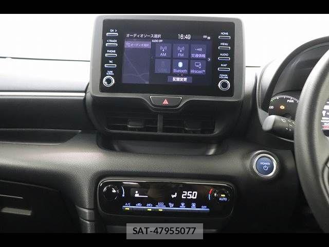 Toyota YARIS 2023-03 6615977-1