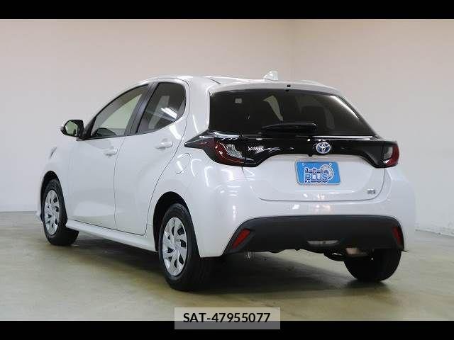 Toyota YARIS 2023-03 6615977-19