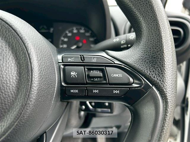 Toyota YARIS 2023-03 6615978-20