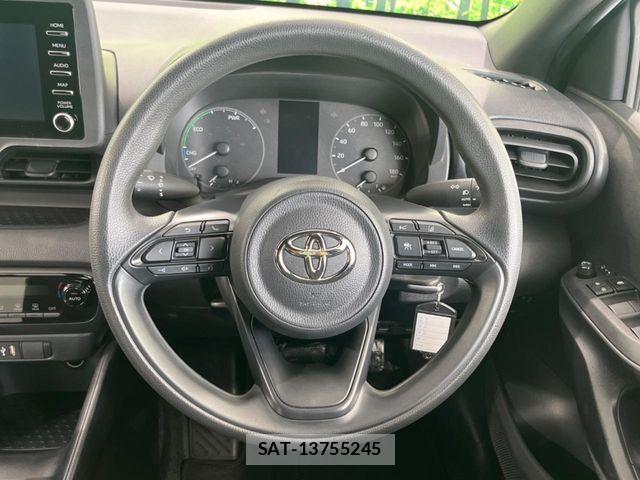 Toyota YARIS 2023-03 6615975-10