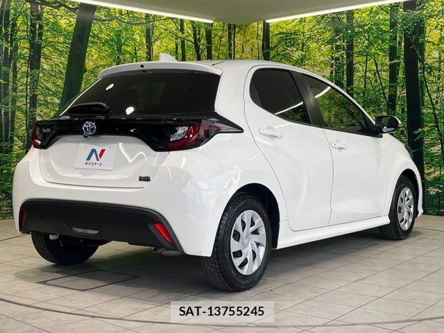 Toyota YARIS 2023-03 6615975-16