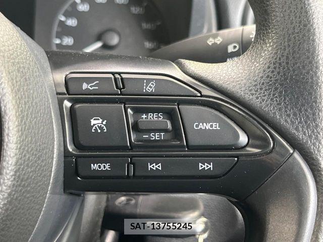 Toyota YARIS 2023-03 6615975-4