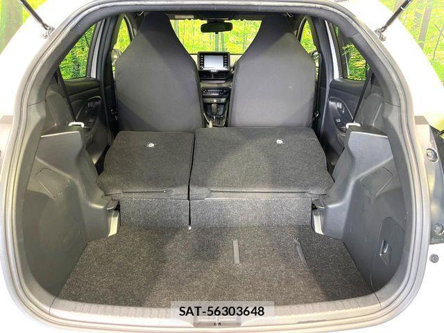 Toyota YARIS 2023-03 6674320-9