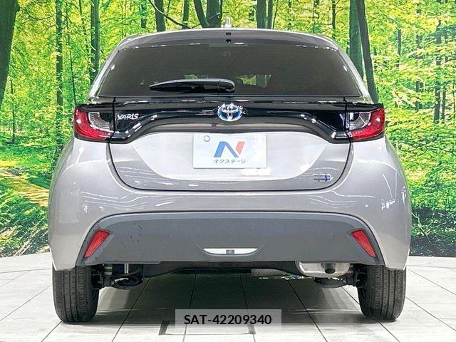 Toyota YARIS 2024-01 6674317-14