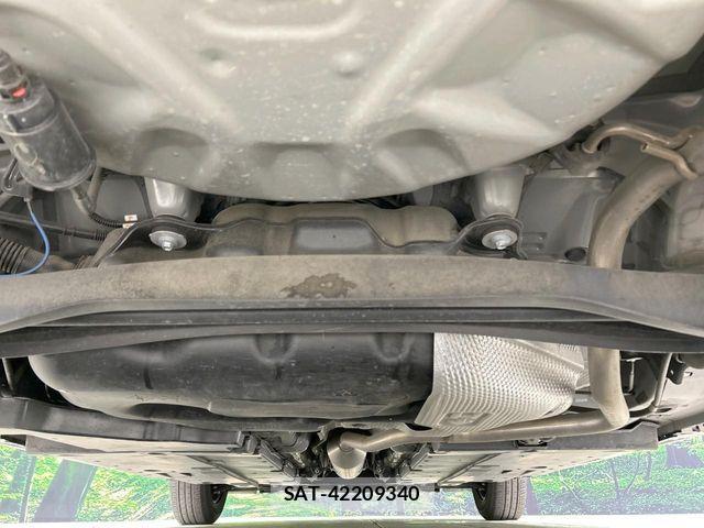 Toyota YARIS 2024-01 6674317-18