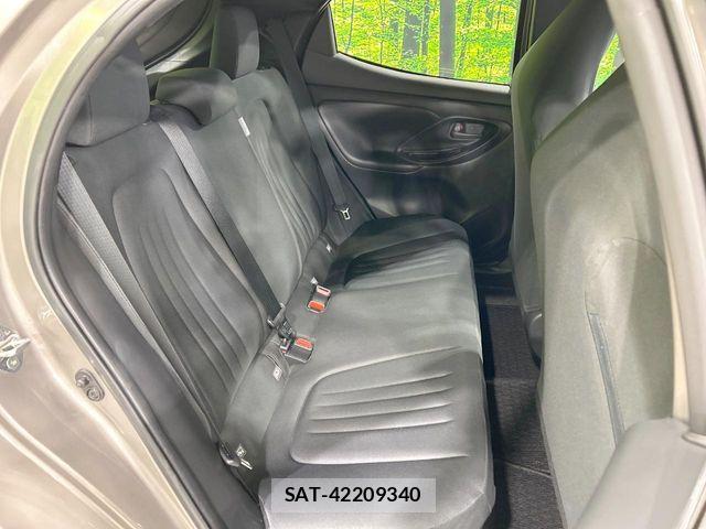 Toyota YARIS 2024-01 6674317-8