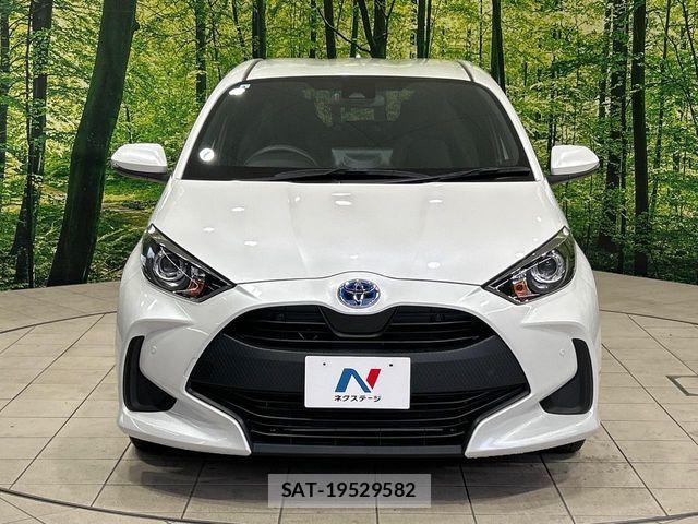 Toyota YARIS 2023-03 6674319-13