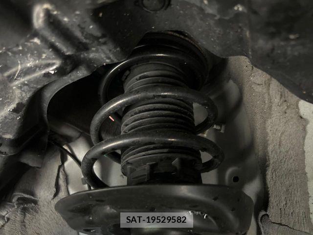Toyota YARIS 2023-03 6674319-19