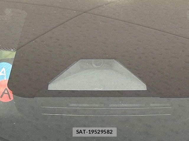 Toyota YARIS 2023-03 6674319-4