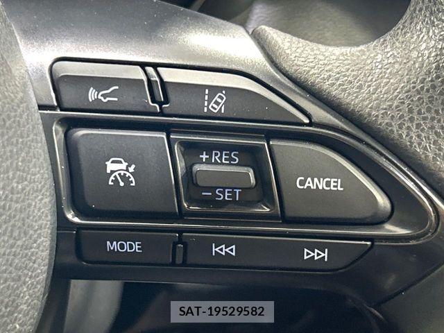 Toyota YARIS 2023-03 6674319-5