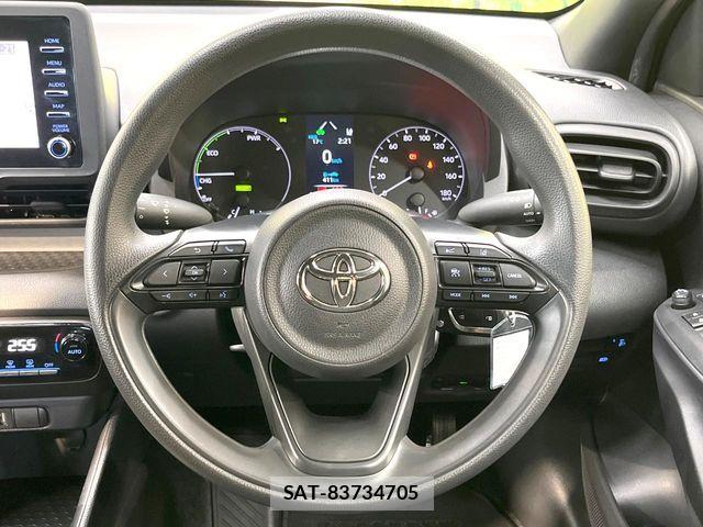 Toyota YARIS 2023-01 6678948-10