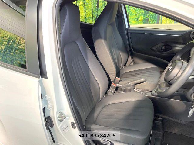 Toyota YARIS 2023-01 6678948-7