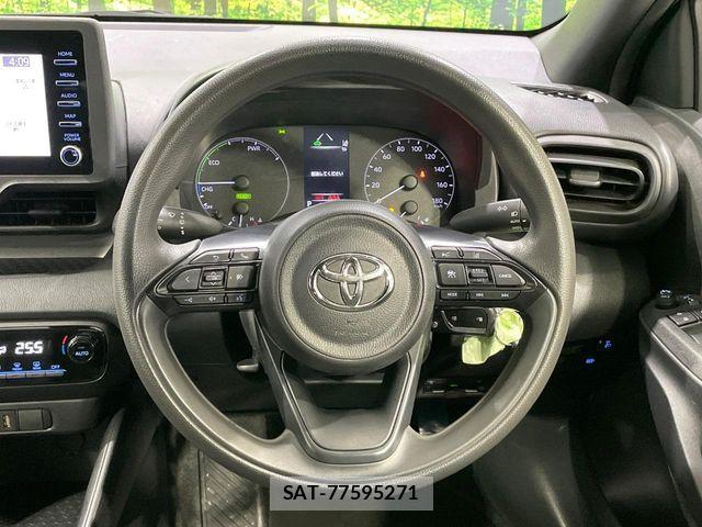 Toyota YARIS 2023-02 6678950-11