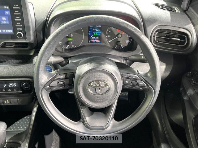 Toyota YARIS 2023-03 6678947-10