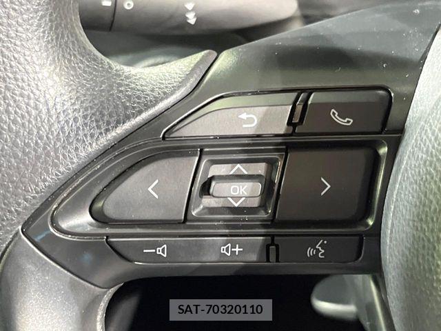 Toyota YARIS 2023-03 6678947-5
