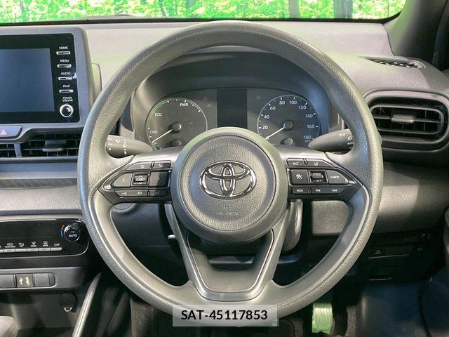 Toyota YARIS 2023-02 6678951-10