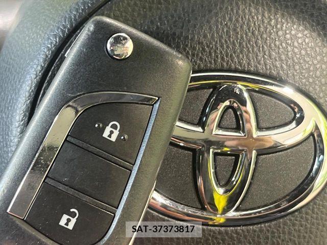 Toyota YARIS 2023-01 6678949-6