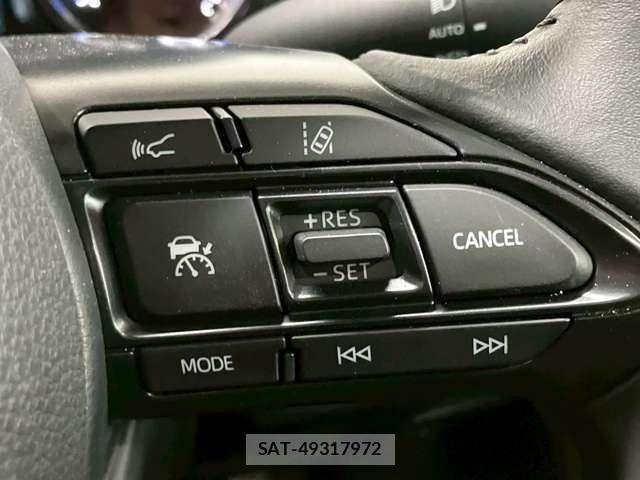Toyota YARIS 2023-08 6678942-6