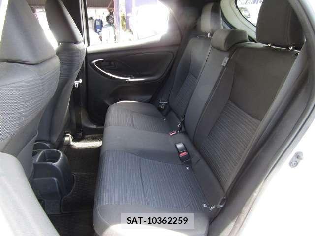 Toyota YARIS 2020-07 6717859-11
