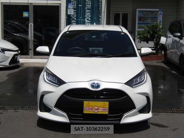 Toyota YARIS 2020-07 6717859-22