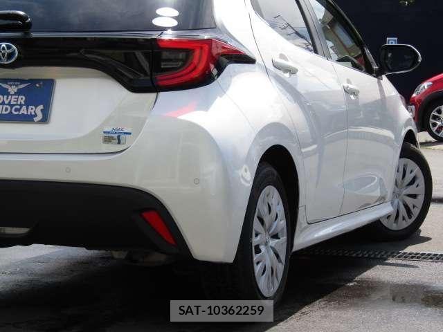 Toyota YARIS 2020-07 6717859-29