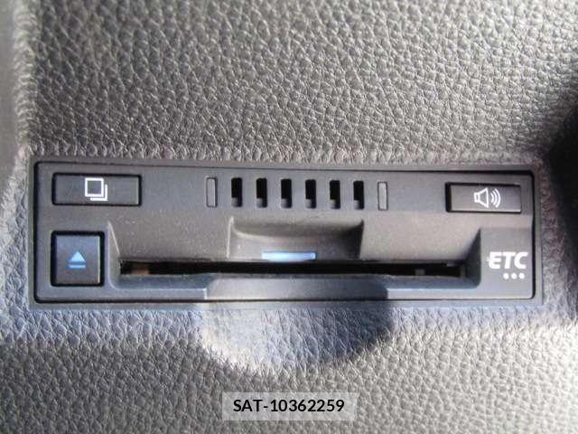 Toyota YARIS 2020-07 6717859-7