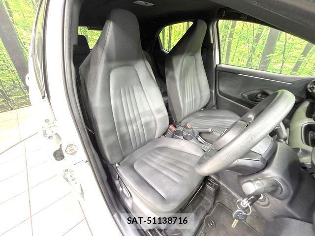 Toyota YARIS 2023-03 6717857-9