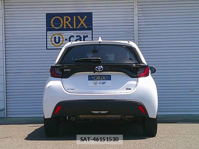 Toyota YARIS 2023-04 6717856-21