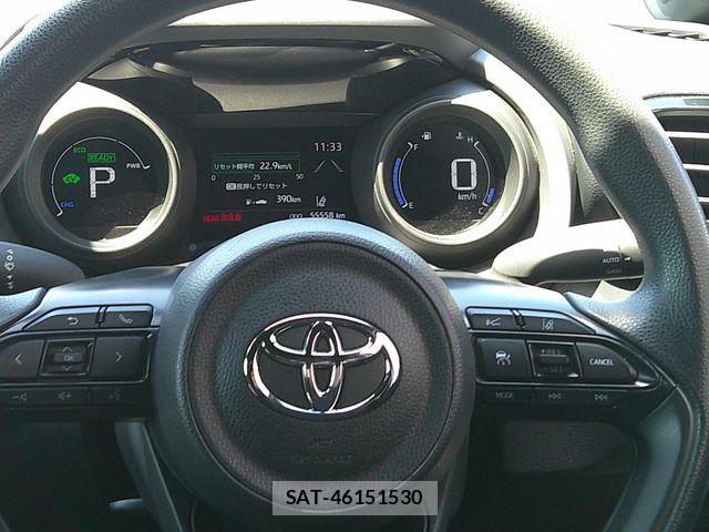 Toyota YARIS 2023-04 6717856-7