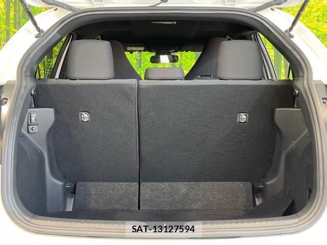 Toyota YARIS 2023-04 6717861-9
