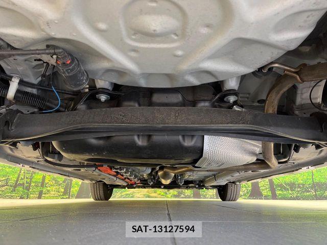 Toyota YARIS 2023-04 6717861-18