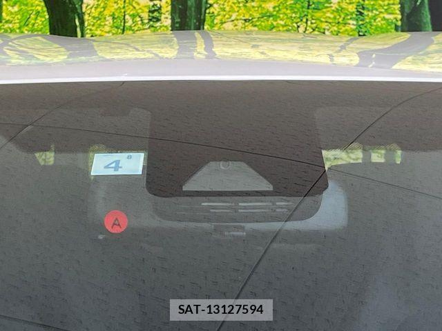 Toyota YARIS 2023-04 6717861-2