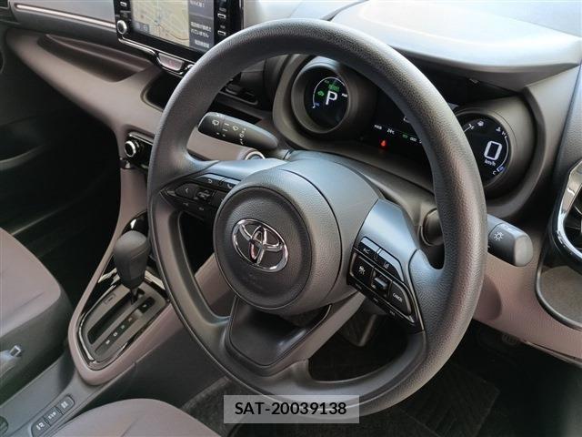 Toyota YARIS 2020-12 6754083-14
