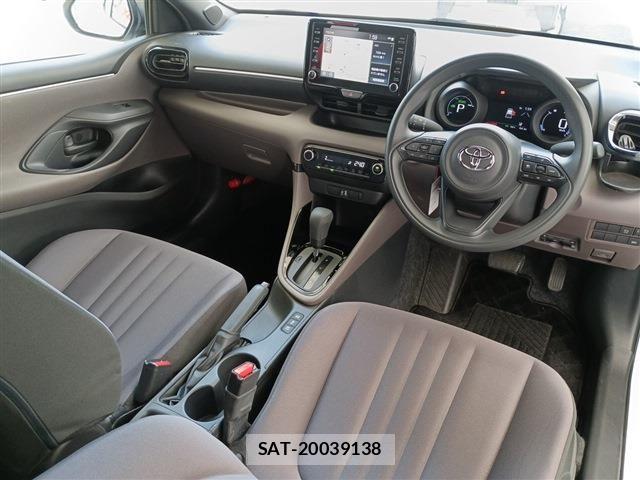 Toyota YARIS 2020-12 6754083-4