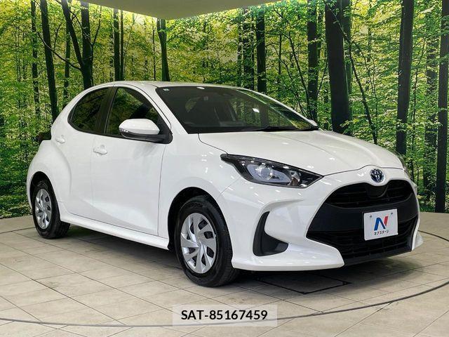 Toyota YARIS 2023-02 6818331-15