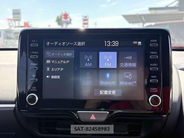 Toyota YARIS 2022-09 6818328-13