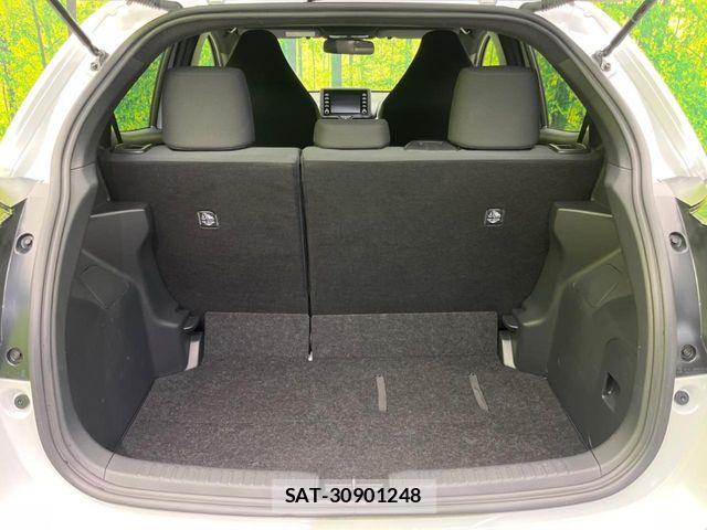 Toyota YARIS 2023-03 6818332-9