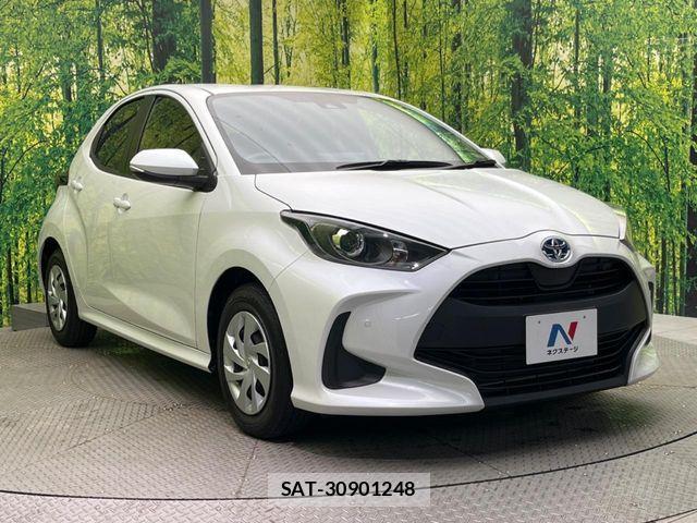 Toyota YARIS 2023-03 6818332-15