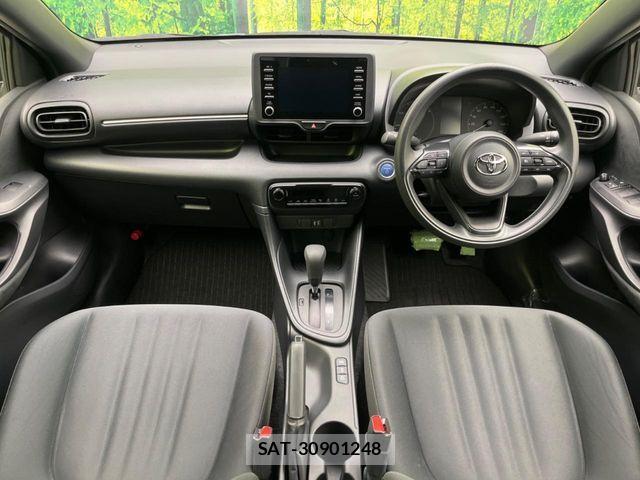 Toyota YARIS 2023-03 6818332-1