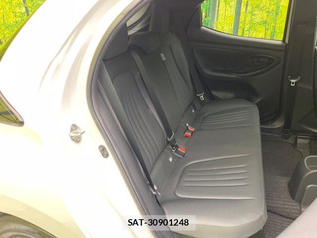 Toyota YARIS 2023-03 6818332-8