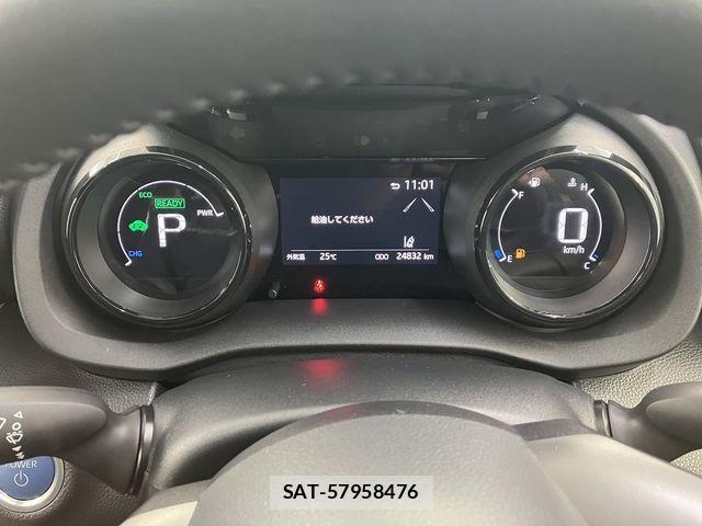Toyota YARIS 2022-05 6818323-9